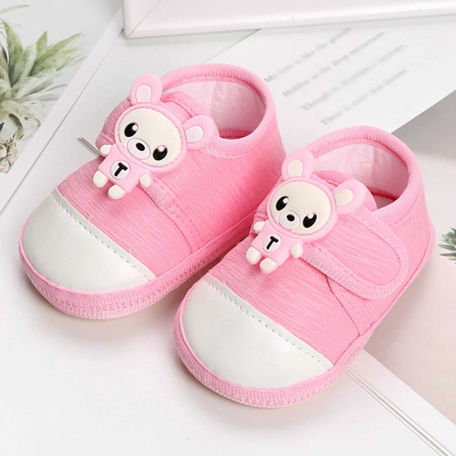 Spring baby and toddler shoes girls and boys newborn letter printing cartoon pre walker soft soled sandals first walking shoes M240827