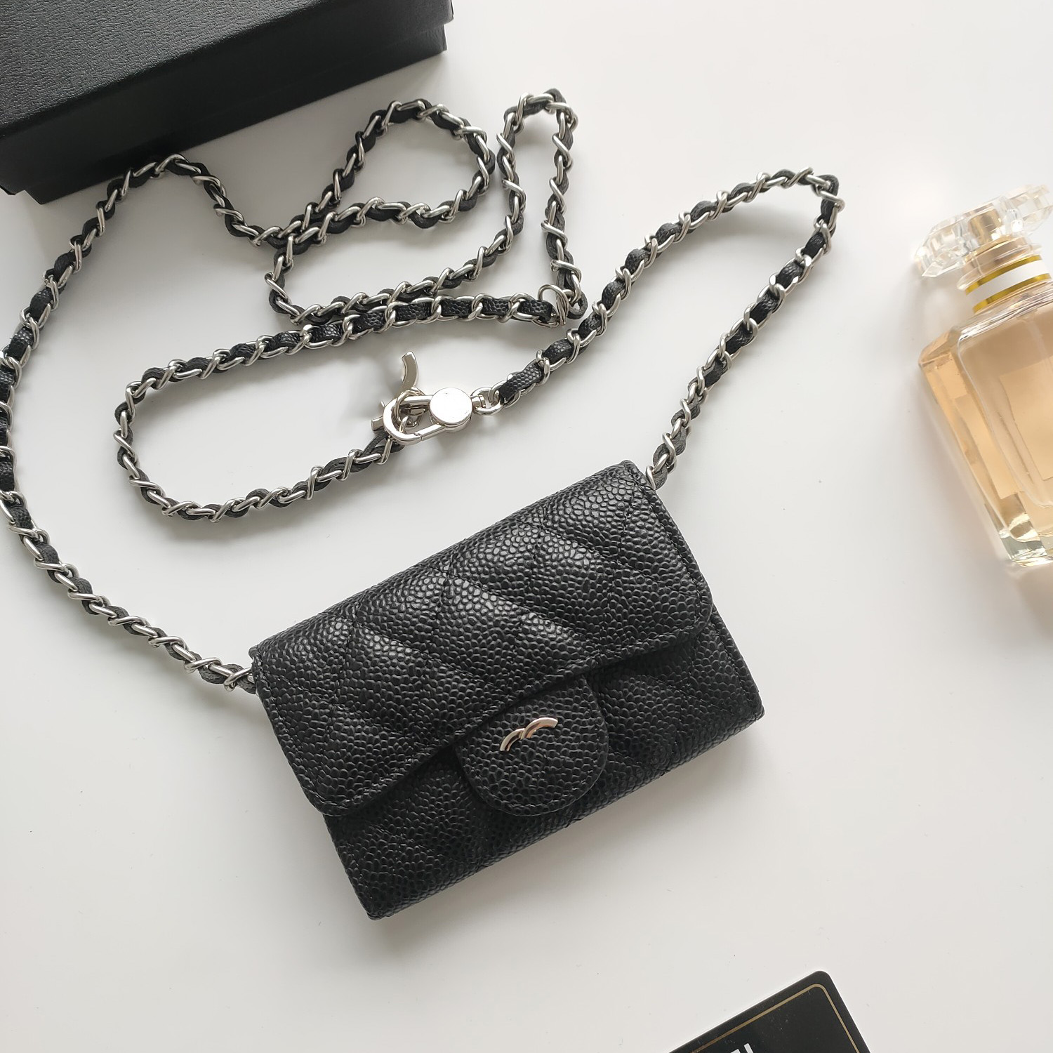 Designers Chain Wallets Womens Men Luxury Leather Shoulder Wallet Bag Ladies Classic Card Holders Passport Holder Mutlicolor Portable With Box BSD2408272
