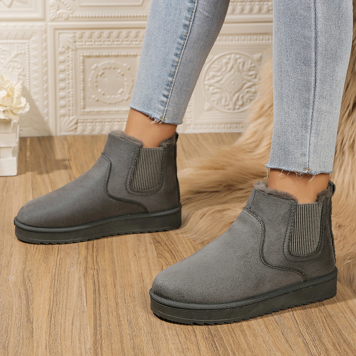 Winter Women Snow Boots Plush Warm Non Slip Waterproof Ladies Flats Sneakers Casual Slip on Female Ankle Boots 240826