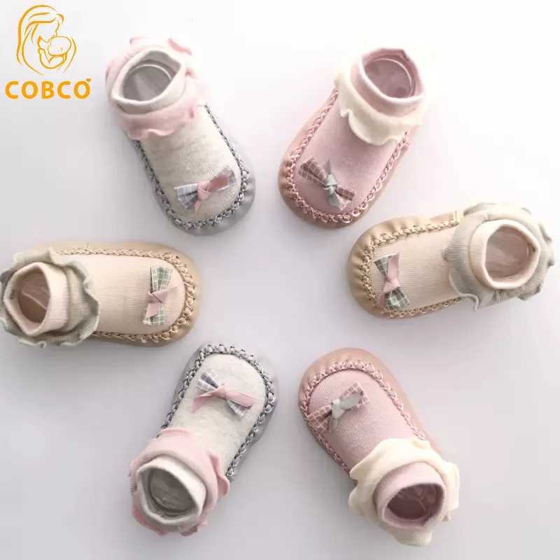 New butterfly bow childrens shoes cute PU leather edge soft sole baby shoes princess style anti slip newborn floor socks 6-18 months old M240827