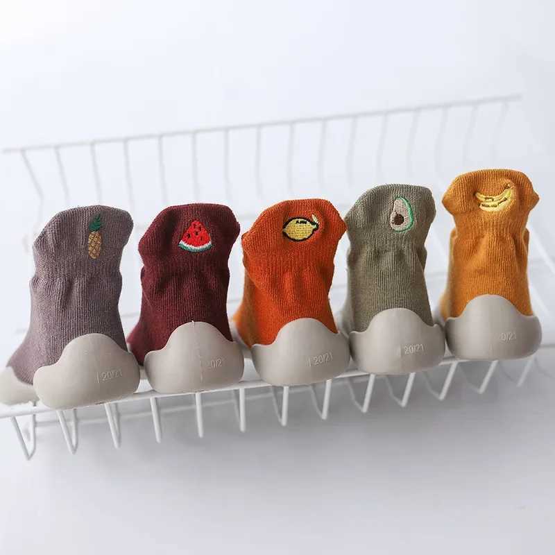 Childrens non slip shoes newborns infants girls cotton non slip floor socks baby boys rubber soles cartoon indoor sports shoes M240827