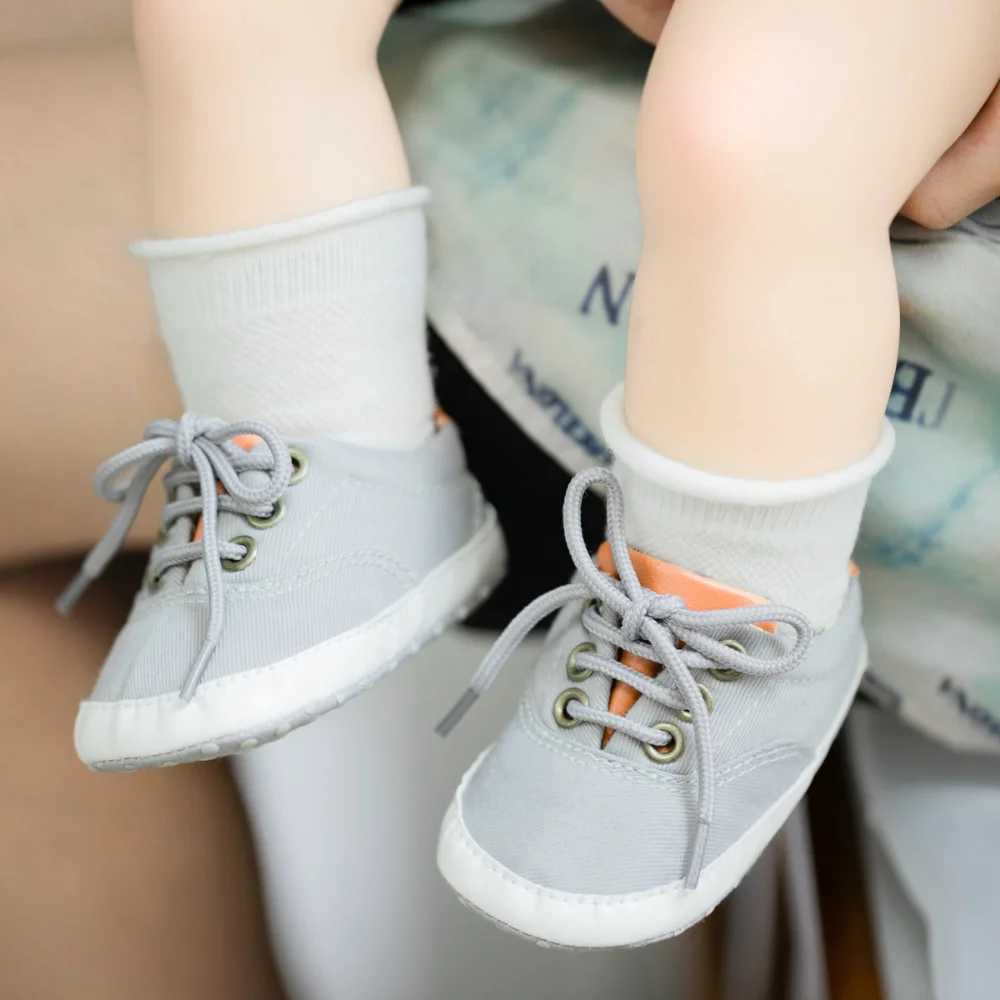 Baby canvas sports shoes baby unisex shoes anti slip soft new classic lace laces casual sports first mover baby crib boys shoes M240827