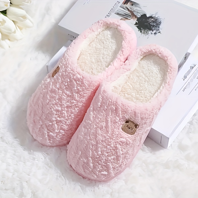 Super soft bear pattern plush slippers - super cute and warm, easy on and off for cozy winter nights - luxury flat plush shoes perfect for home and be