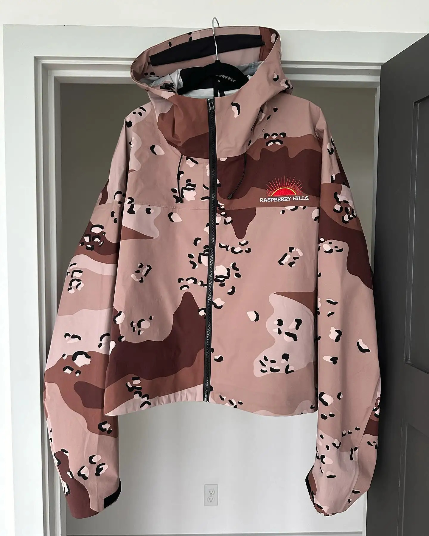 Retro Hip Hop Zip Up Hoodie Goth Letter Print Hoodies Men Women Harajuku High Street Oversized Loose Sweatshirt Y2k Clothes 240827