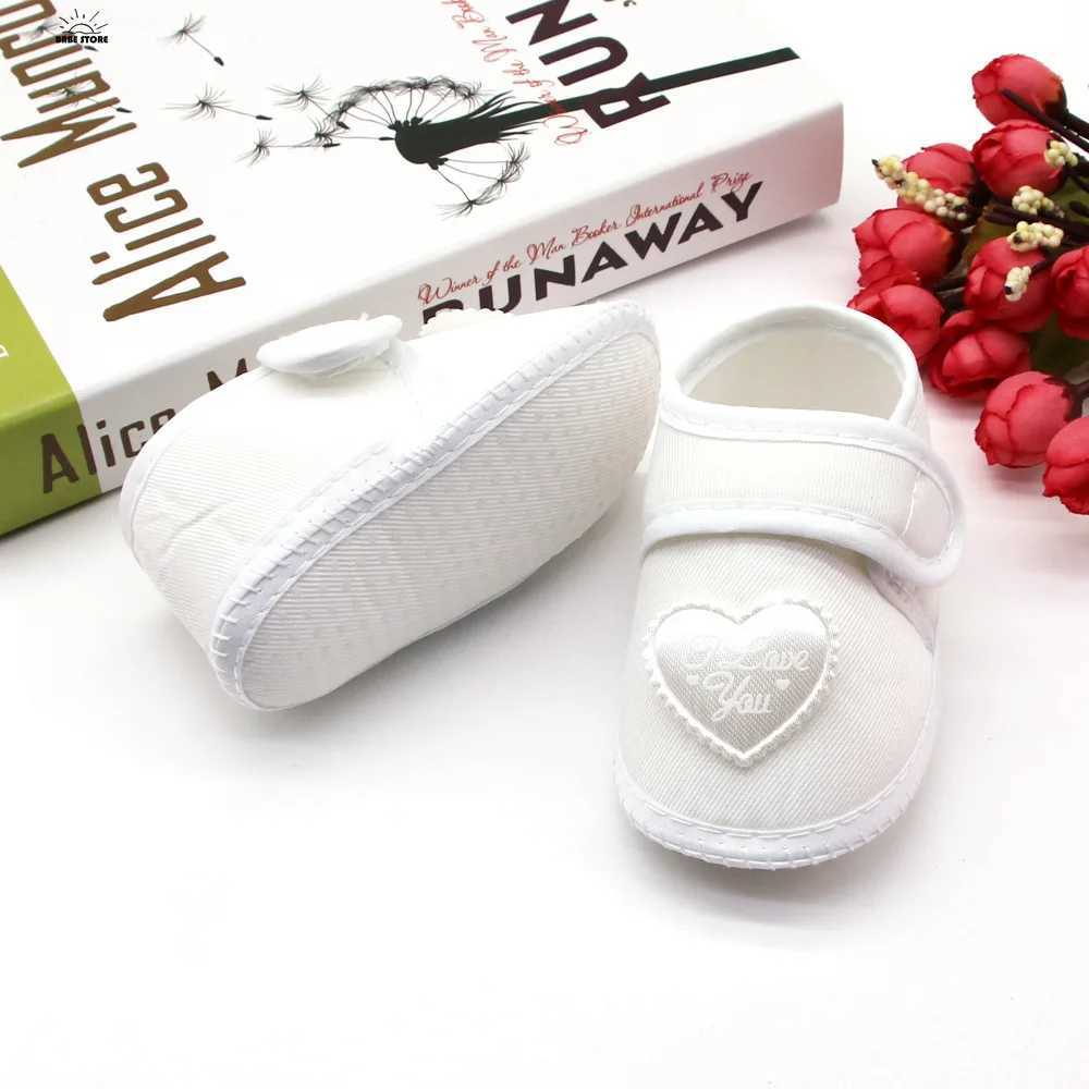 1 pair of spring autumn babys first walking baby girl boy anti slip shoes heart-shaped newborn anti slip shoes 0-18 months old M240827