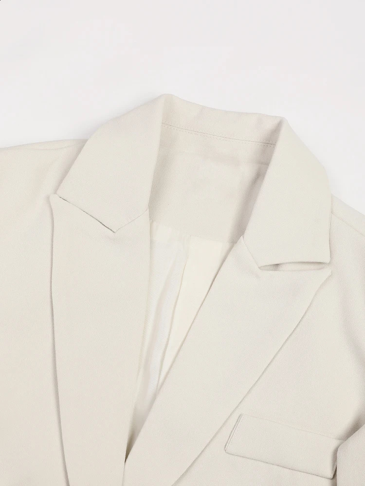 EAM Beige Flower Irregular Long Blazer Women Lapel Long Sleeve Loose Fit Jacket Fashion Spring Autumn 1DF9938 240826