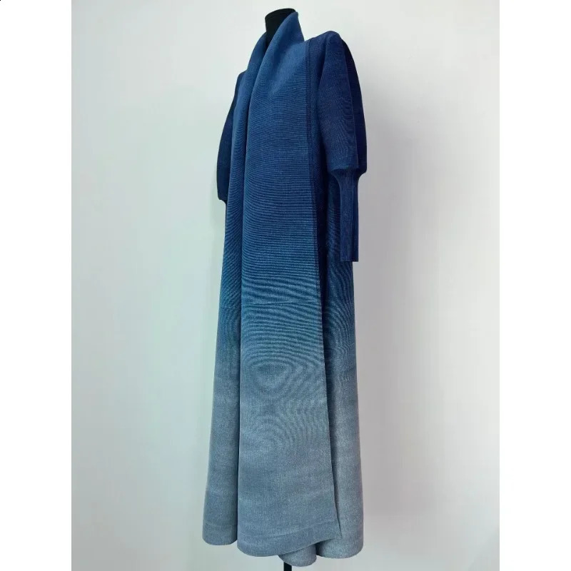 Miyake Pleated Spring Womens Robe Coat Fashion Graduate Starry Sky Printed Long Sleeve Windproof Slotted 240826