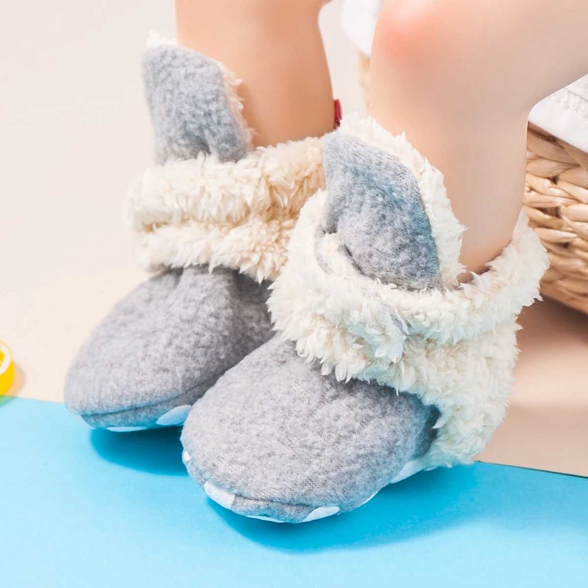 KIDSUN Freshman Socks Shoes Winter Warm Fluffy Soft Preschool Shoes First Step Walker Non slip Cotton Snow Boots Neutral Baby Bed Shoes M240827
