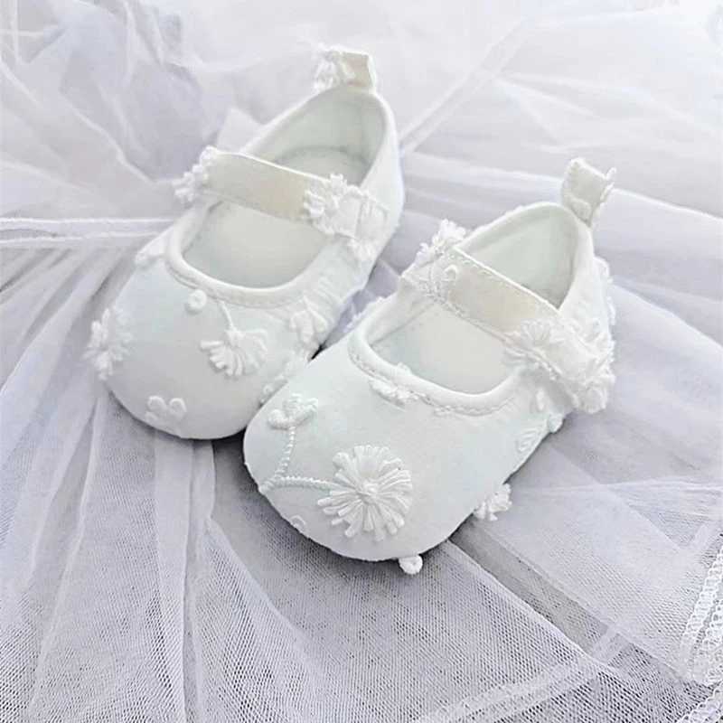 Baby Shoes Flower Girl Princess Casual Shoes Moccasins Soft Bottom Non slip First Walking Shoes Preschool Baby Bed Shoes M240827