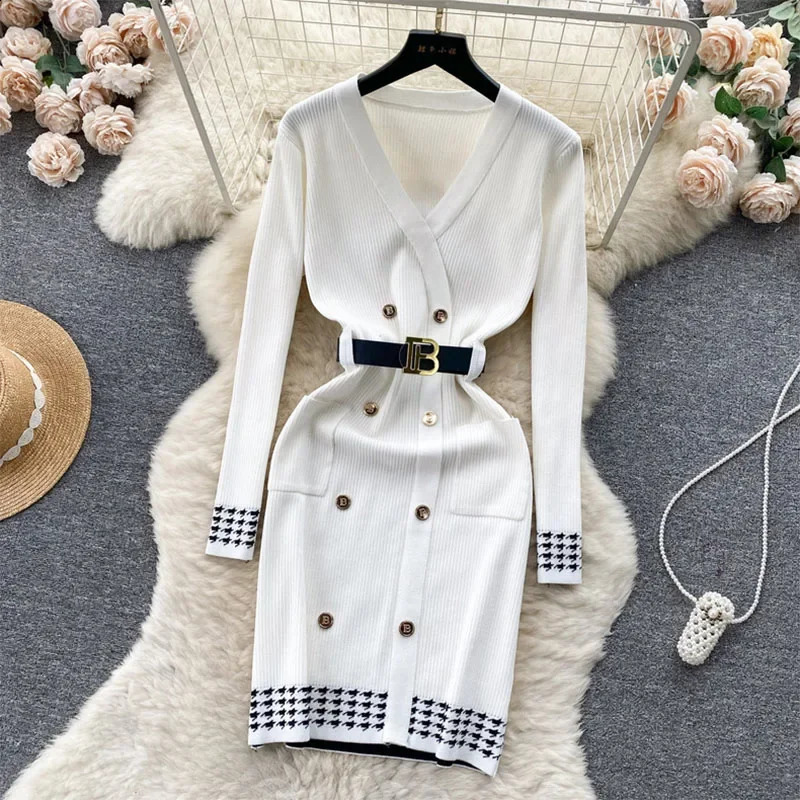 Womens Fahsion ultrathin waistband dress knitted Vneck sexy double chest buckle Midi elegant temperature elastic vest 240826