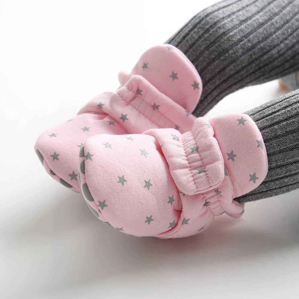 Baby shoes boots warm and non slip cotton comfortable and lightweight baby crib shoes for young children M240827
