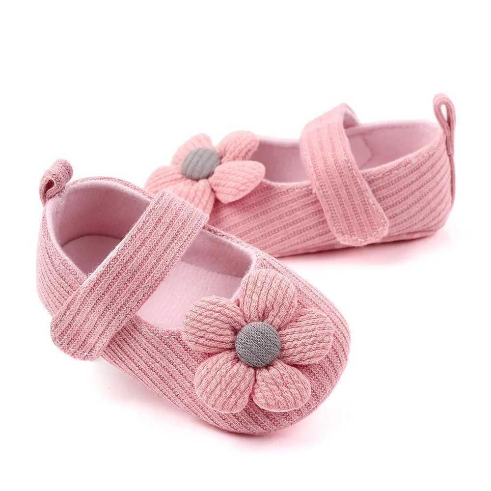 Baby Shoes Spring and Autumn Flower Princess Soft Sole Anti slip First Step Walker Walking Shoes Baby Shoes M240827