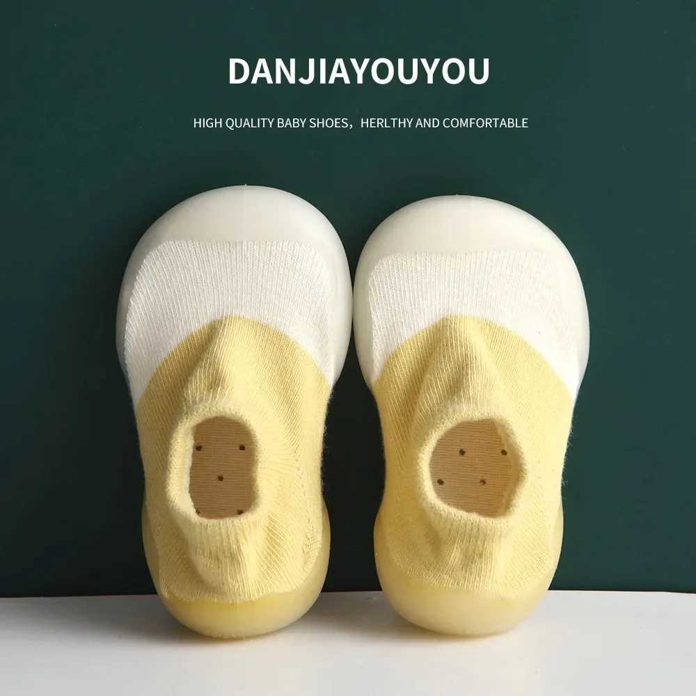 Baby shoes fashionable baby socks shoes for toddlers first steps for boys and girls toddler shoes anti slip soft rubber shoes M240827