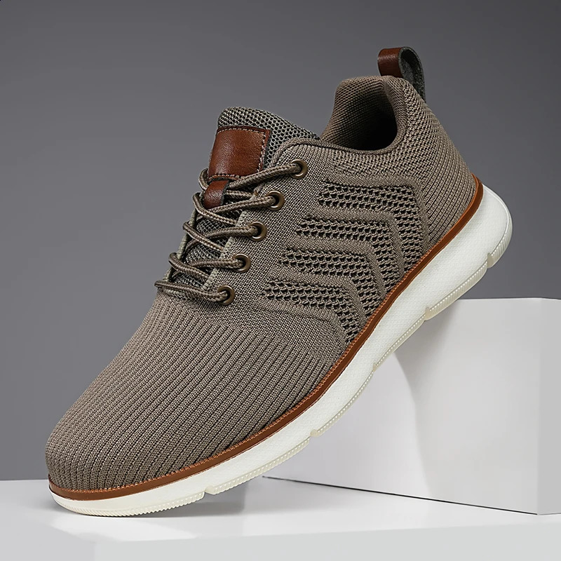 2024 Mens Shoes Lightweight Breathable Knitted Mens Casual Sports Shoes Solid Color Low Top Comfortable Walking Shoes Size 39-48 240827