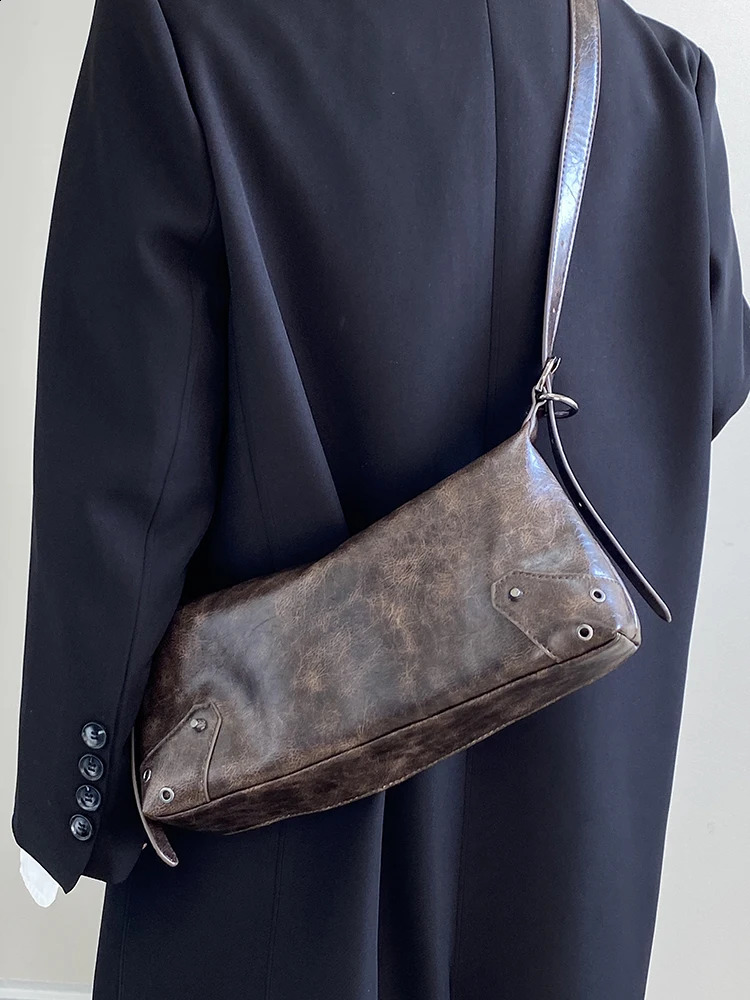 Pu Leather Retro Womens Underarm Bag Cool Y2k Girls Vintage Small Shoulder Bags Simple Female Crossbody Handbags Purse 250206