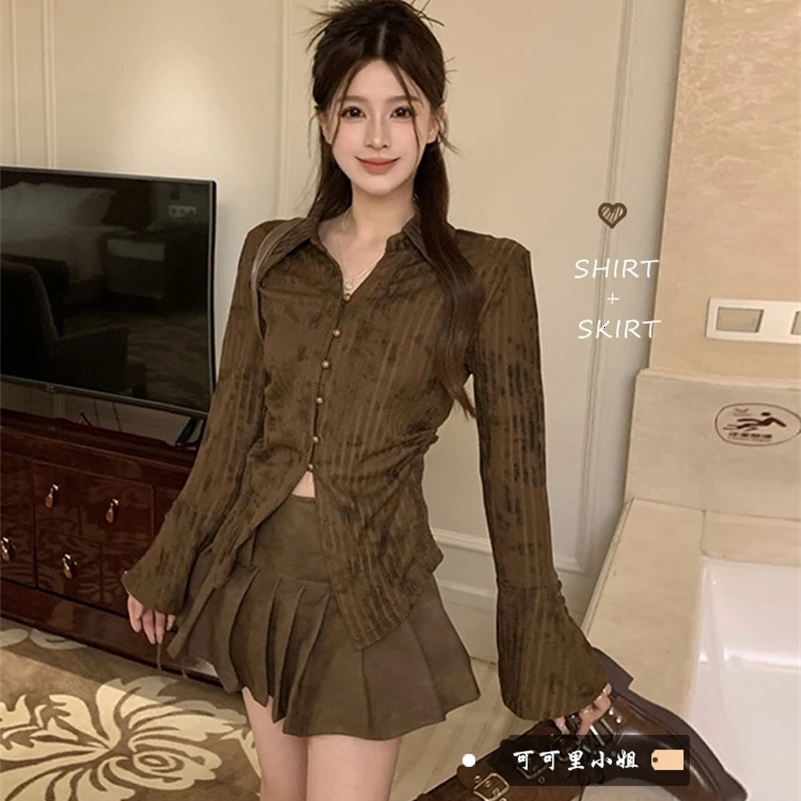 Womens striped shirt 90s Y2k retro Korean Harajuku 2000s elegant and fashionable long sleeved polo neck shirt autumn clothing 240827