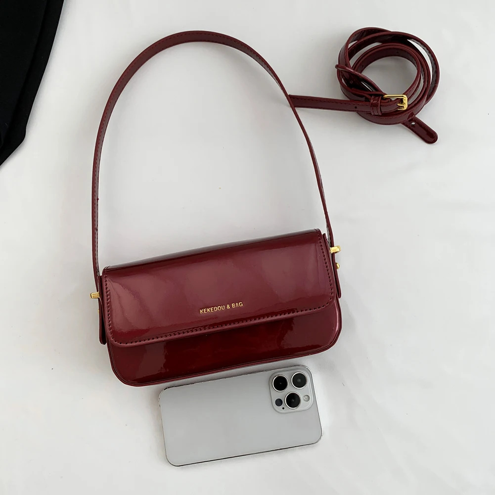 Retro patent leather shoulder bag womens y handbag cross body lower arm bag red top handbag womens handbag bolsos mujer 240828