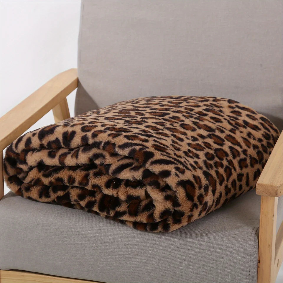1pc Faux Rabbit Fur Leopard Print Double-layer Lunch Break Blanket Sofa Couch Home Throw Blanket Nap Blanket 240827