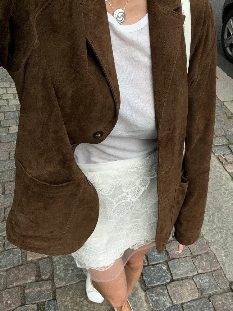 Fashionable brown button with Paocket loose jacket womens casual lapel long sleeved jacket womens autumn warm high street jacket 240827