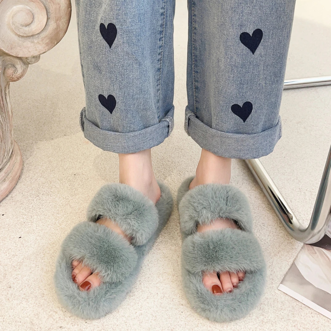 Womens fur warm winter fur leather shoes fluffy plush slippers for home use indoor shoes bedroom slippers womens round toes 240827 ww