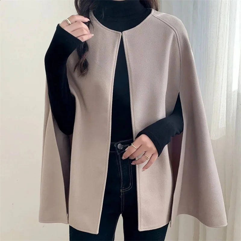 Products Womens Autumn and Winter Wool Coat Womens Autumn Casual Coat Womens Shawl 240828