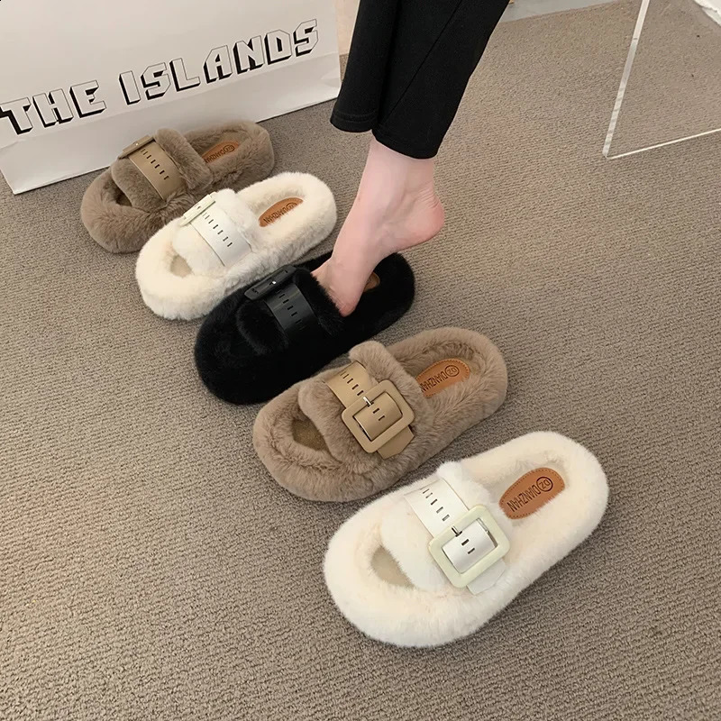 Buckled decorative fluffy fur slippers for women warm open plush slippers for home use winter indoor platform flip slippers 240827