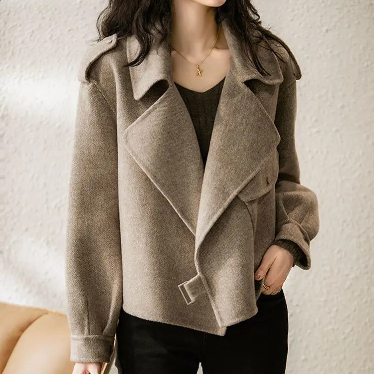 Womens twill wool jacket short coat elegant blended wool jacket winter 240828