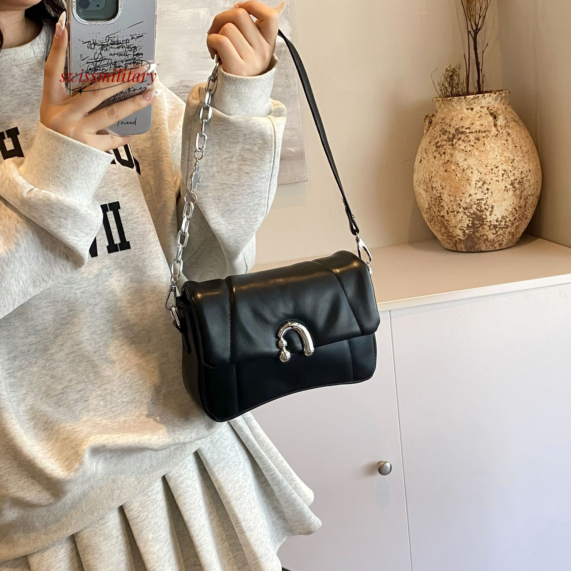 Swissmilitary Niche design chain for summer women 2024 new fashionable versatile small square bag, light and high-end crossbody bag #36