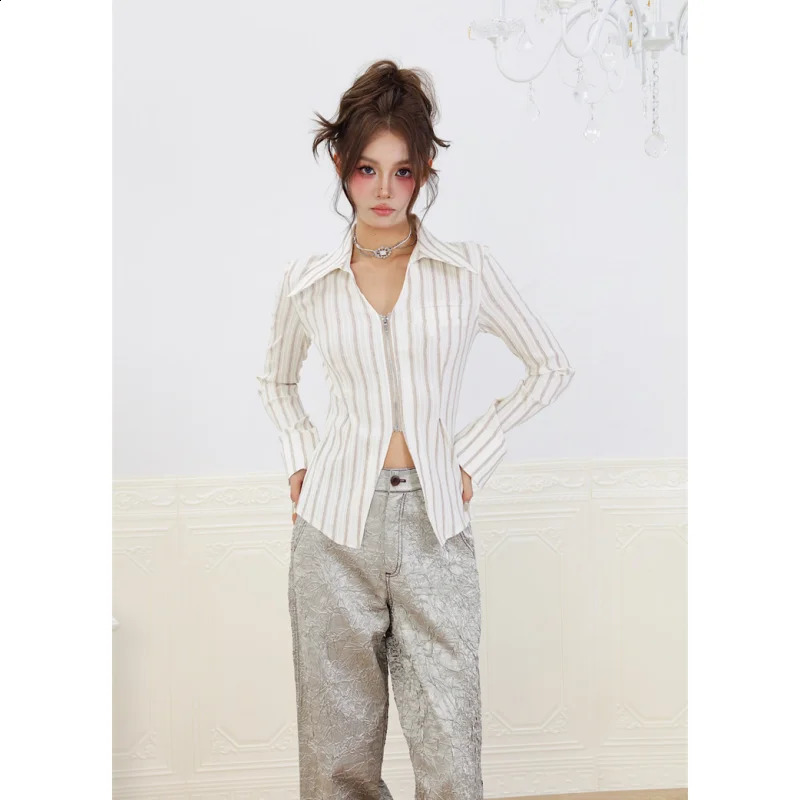 White womens long sleeved vertical striped polo neck summer fashion Y2K retro womens clothing top 240827