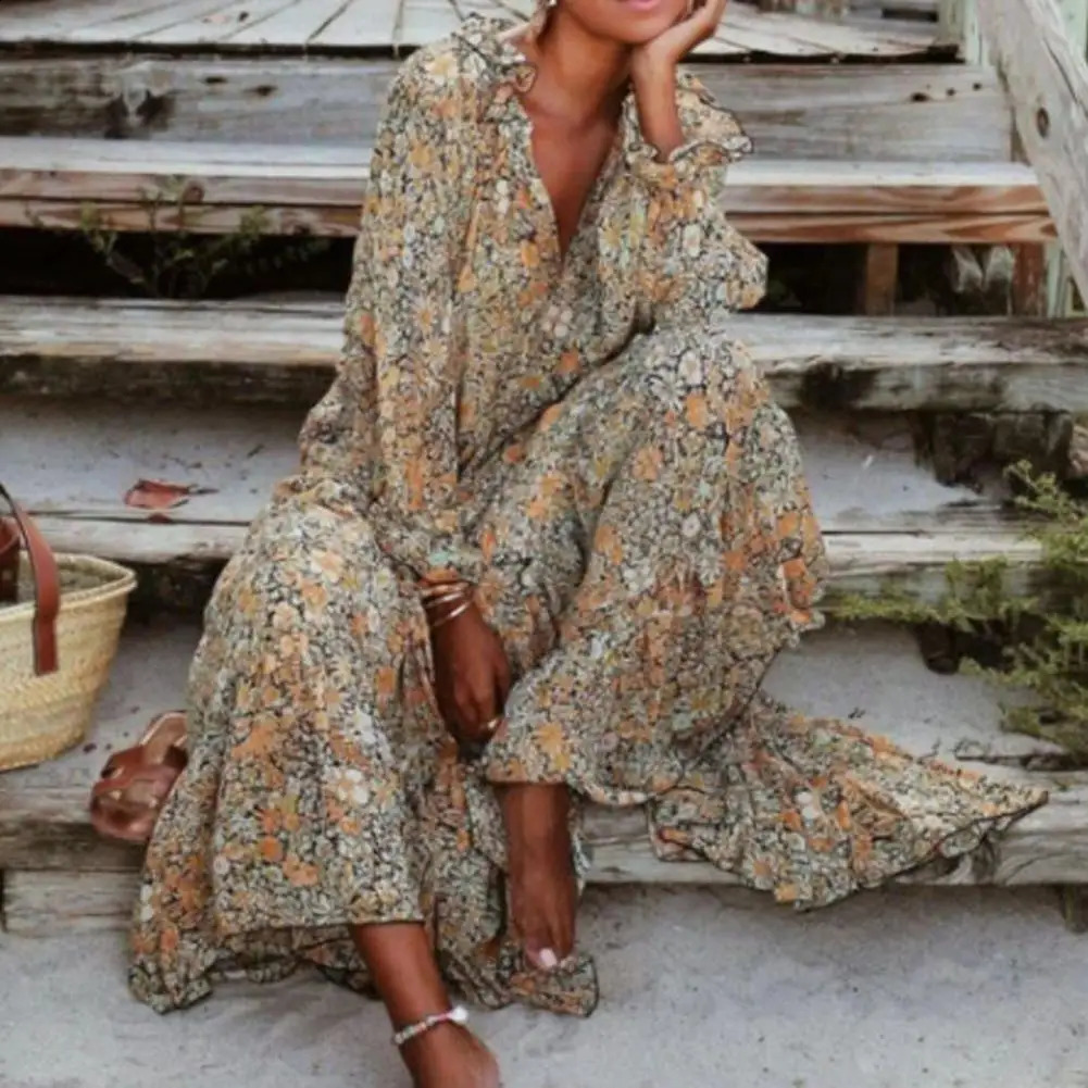V-neck long sleeved dress with large hem bohemian floral print pleated decorative pocket dress 240827