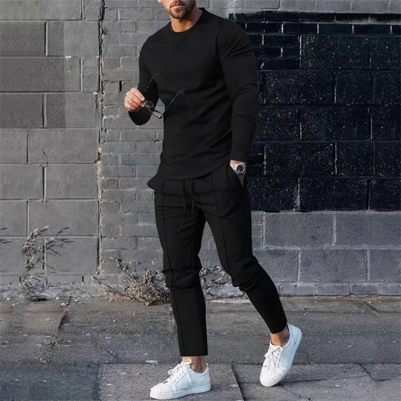 Solid color mens long sleeved T-shirt long pants 2-piece set casual mens street clothing oversized clothing sportswear 240827