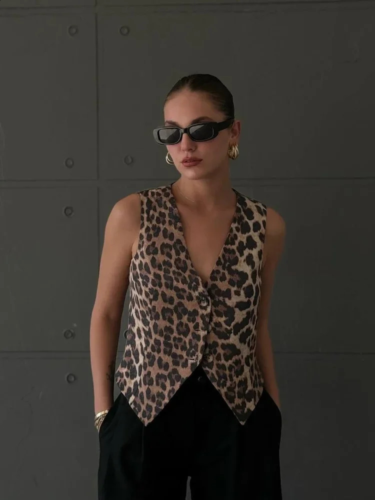 Autumn womens leopard print suit vest jacket fashion single chest sleeveless V-neck vest top fashion womens clothing 240828