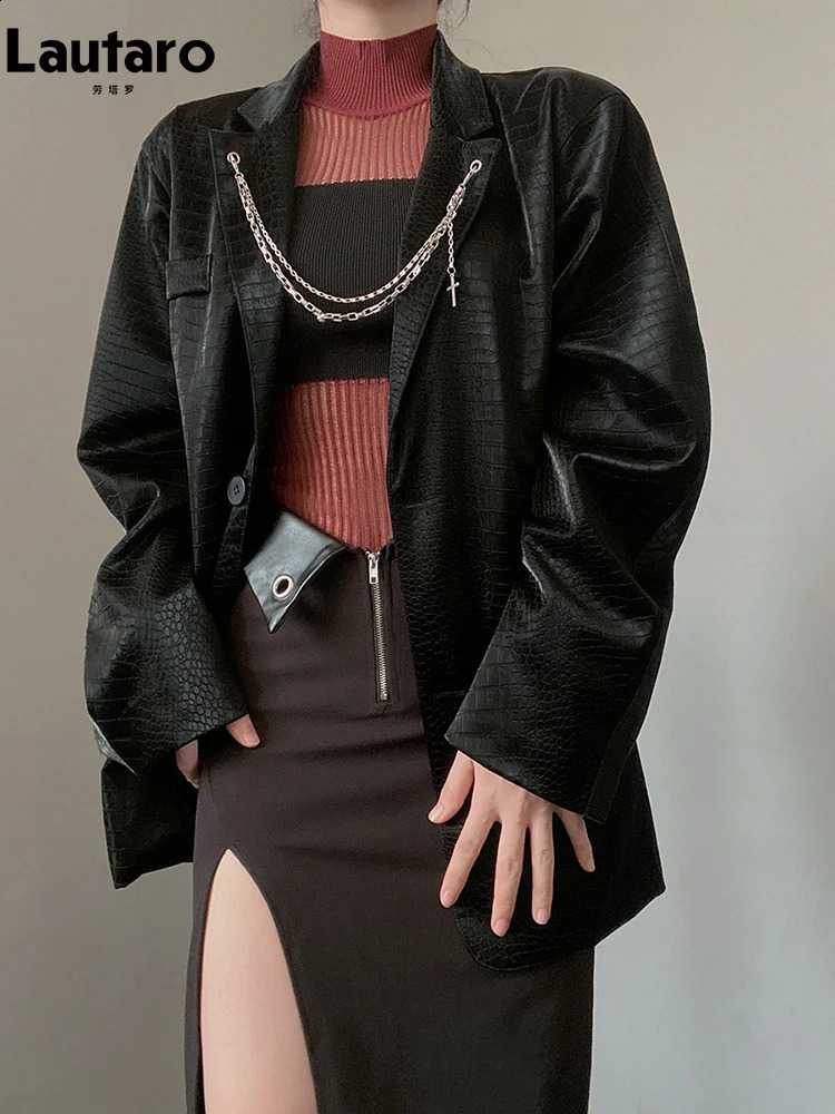 Lautaro Spring Autumn Cool Reflective Print Pu Leather Jacket Womens Shoulder Pads Long Sleeve Chain 240827