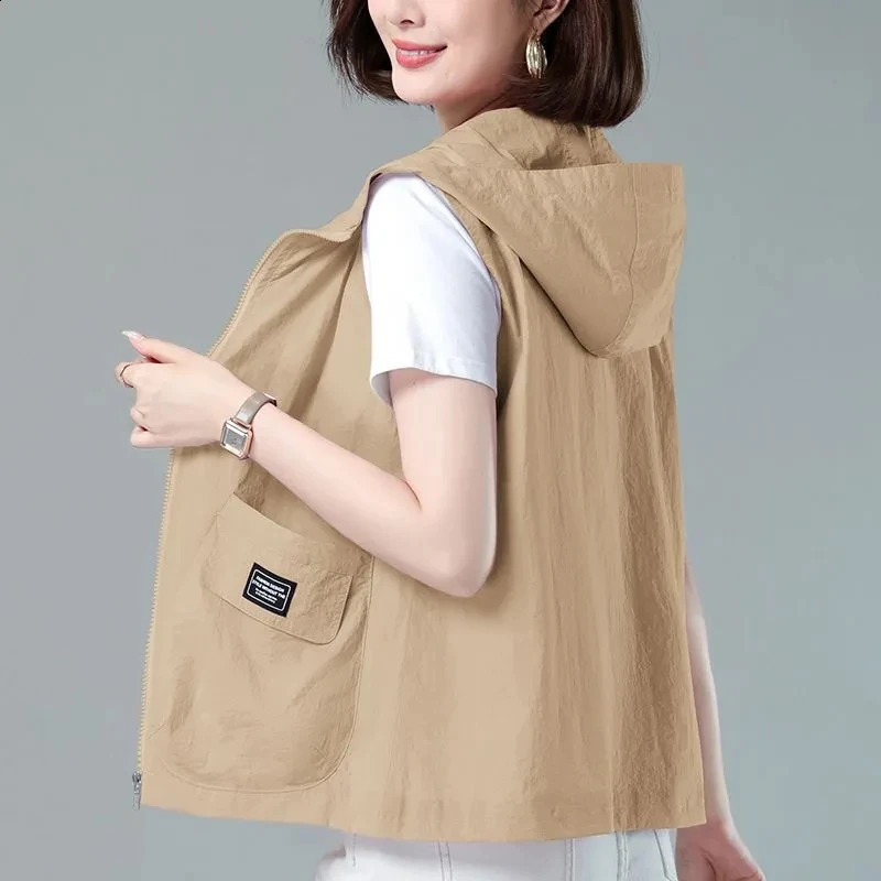 Womens hooded sun protection vest for Spring and Summer casual sleeveless womens thin vest womens jacket womens top 240828