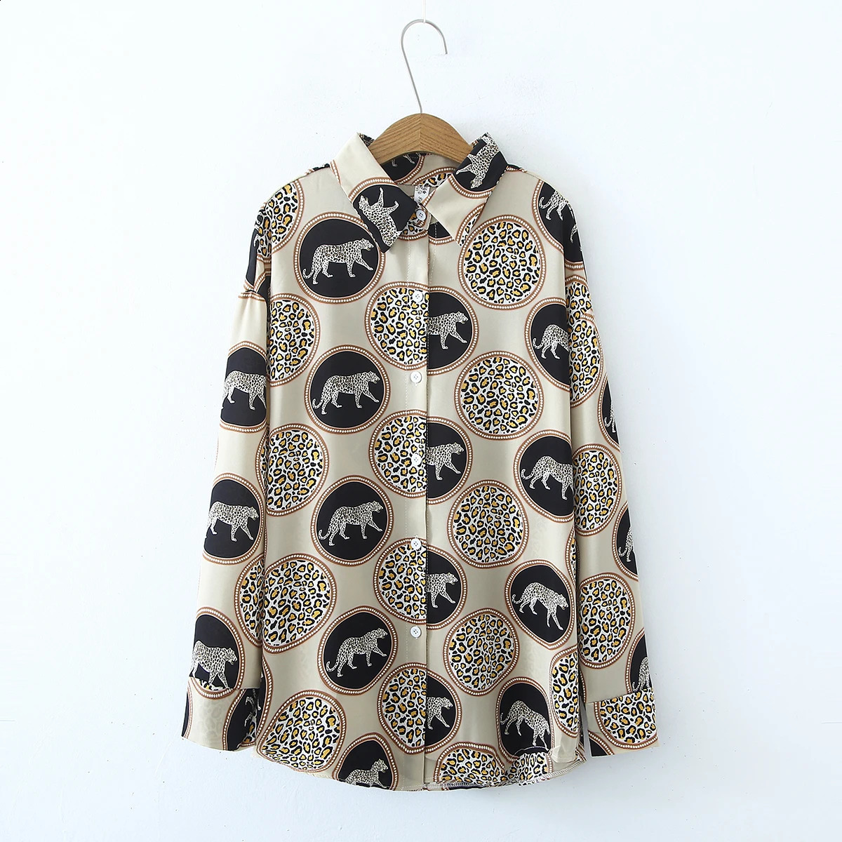 Womens animal print shirt satin effect long sleeved button tiger leopard shirt and blouse womens top 240828