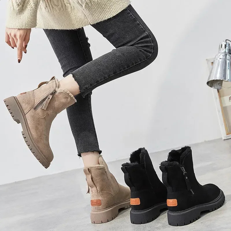 Womens Snow Boots Winter Mid-Tube Plus Velvet Thickened Warm Cotton Shoes Fur Integrated Fashion Platform Female Booties 240828