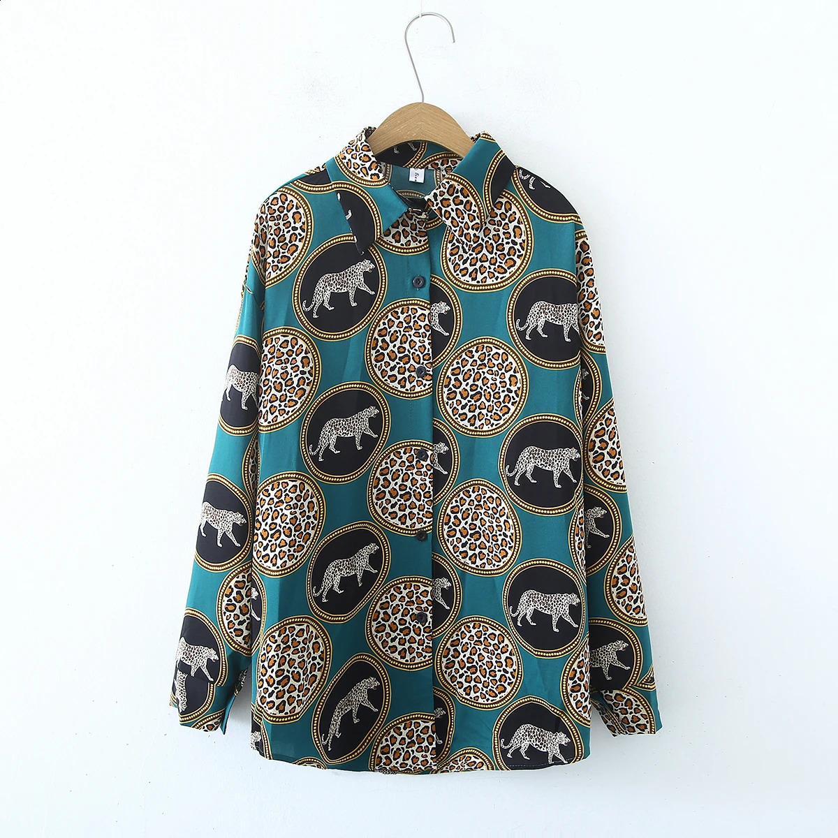 Womens animal print shirt satin effect long sleeved button tiger leopard shirt and blouse womens top 240828