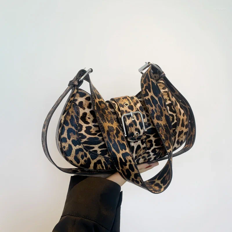 Free Shipping Shoulder Bags Retro Women Underarm Bag For Wide Strap Handbags Fashion Half Moon Pu Leather Crossbody Female Leopard Designer Bag Luxury