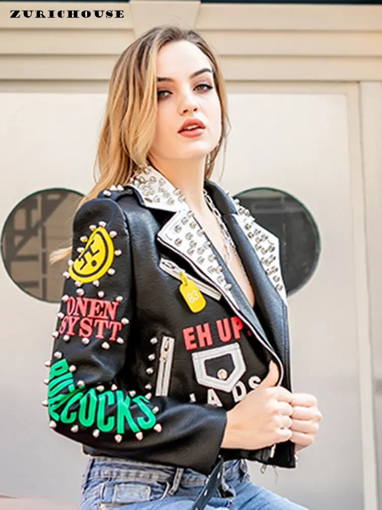 Contrast Patch Graffiti Printed Cropped Leather Jacket for Women Street Clothing Punk Stud Ultra Thin Motorcycle Jacket 240827