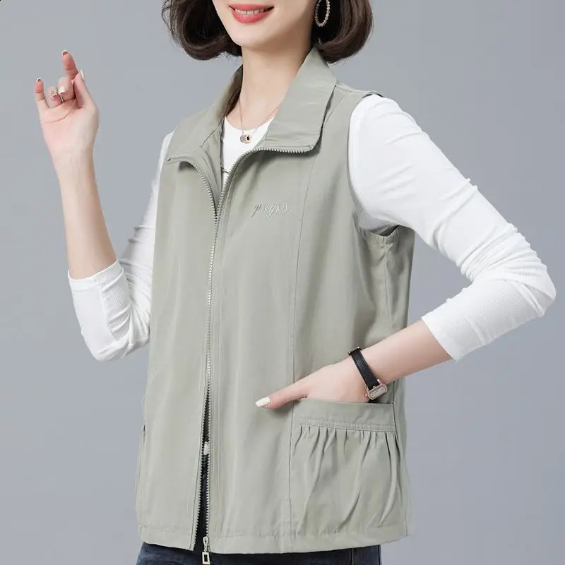 Street casual loose pocket patchwork work vest Spring and Autumn polo neck solid zipper retro top fashionable office womens clothing 240828
