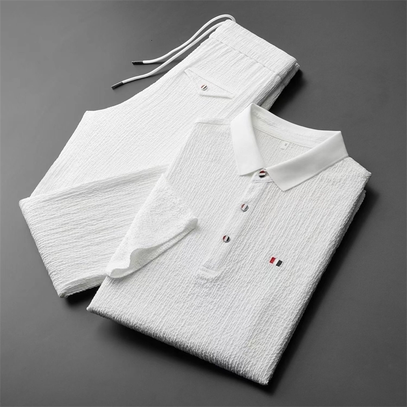 Summer mens classic solid color short sleeved two-piece set mens casual loose high-quality sportswear 240827