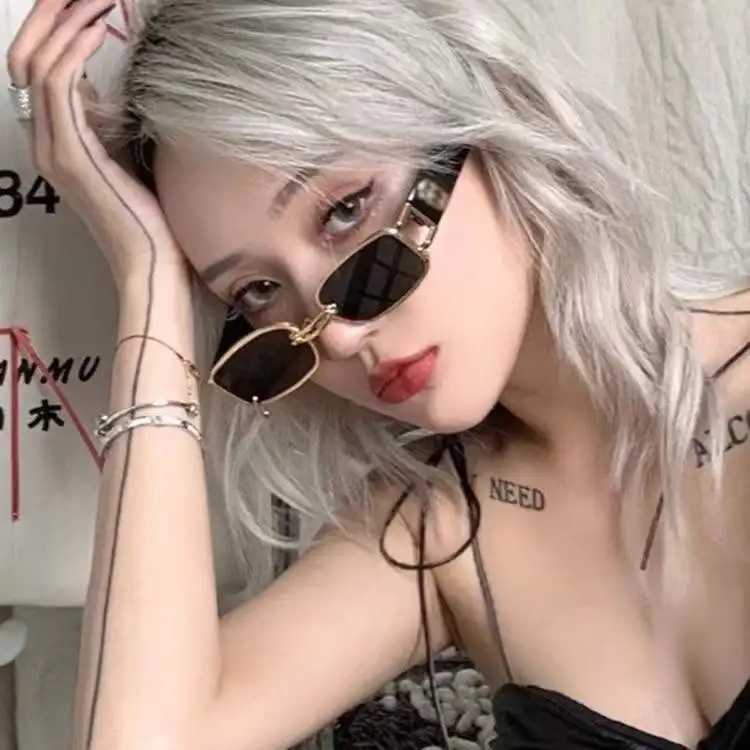 New Fashion Vintage Sunglasses Women Men Brand Designer Retro Rectangle Sun Glasses Female male Popular Colorful Square Eyewear Y240827