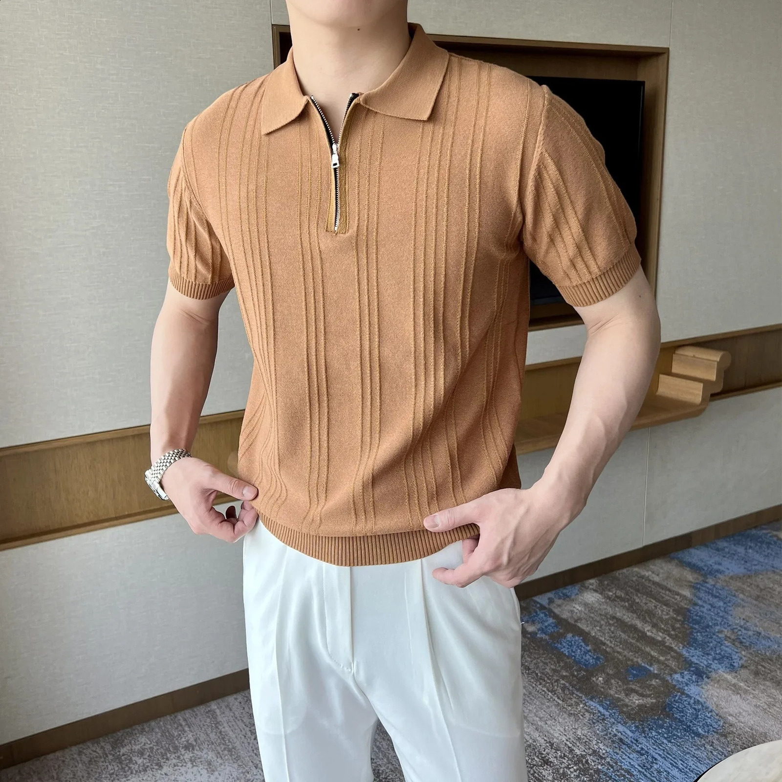 Italian style zipper short sleeved polo shirt British retro elegant jacquard lapel ribbed knit mens half sleeve 240828