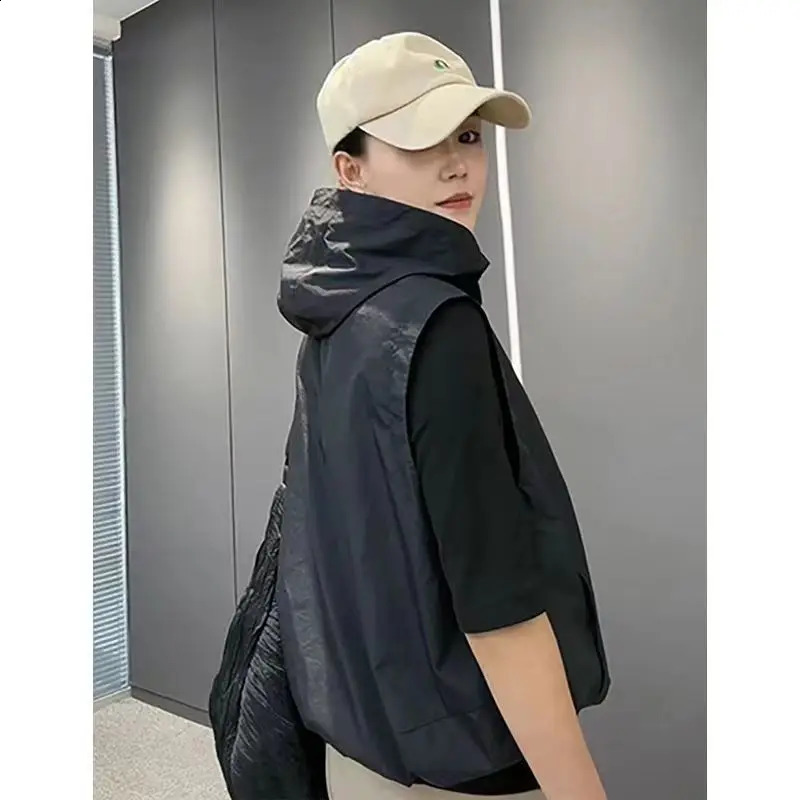 Summer Outdoor Womens Golf Vest Hiking Work Pography Golf Clothing Vest Mens Fishing Cargo Vest 240828