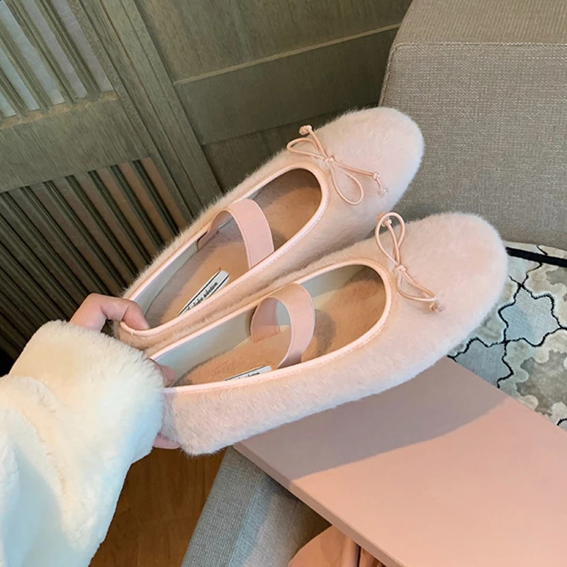 Cute fur bow ballet dancer womens fur lined ballet dancer winter round toe flat female bride wedding shoe dance Mocassines Mujer 240827