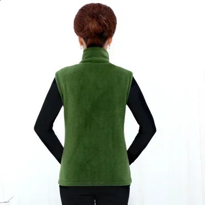 Large size autumn womens polar wool fabric vest with large sleeves fashionable zipper jacket womens casual Gilet C15 240828