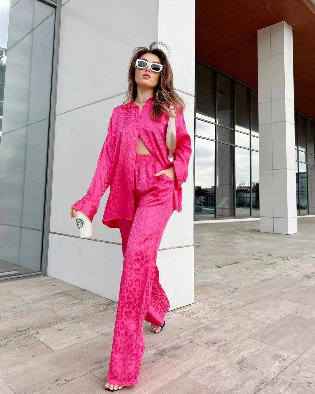 Autumn White Satin Wide Leg Mens Set Womens Office Leopard Pattern Two Piece Home Rail Suit Pajama 240827