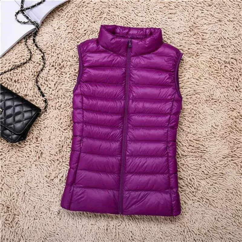 Ultralight down jacket womens sleeveless jacket womens white duck down jacket womens warm down jacket 240828