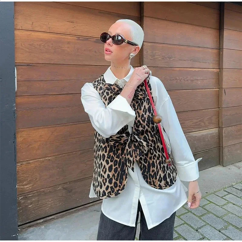 Lamuusaa Leopard Waistcoat y2k womens round neck sleeveless lace up top 2000s fashion streetwear 240828