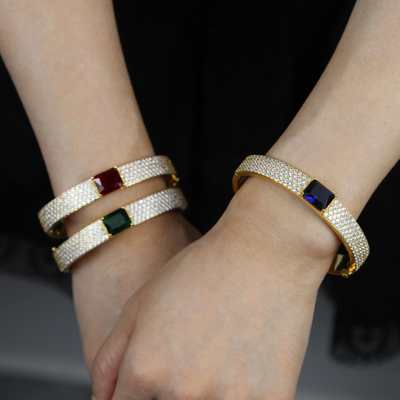 Bg Cz Wide Band for Women Paved Red Green Blue Zircon Gold Color Ice Out Bangle Bracelet Fashion Jewelry